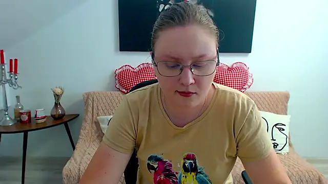 Snapshot of IrenneBates chatting on 06-26-26, 08:19 IrenneBates online show from 06-26-26, 08:19