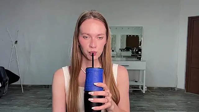 A Lilly online show from 06-30-26, 06:58