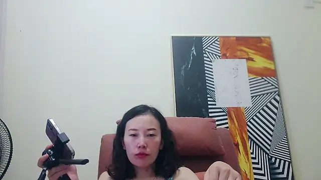 xiaotaotutu103 online show from 06-29-26, 11:43