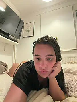 rubylouisess  online show from 06-26-26, 11:09