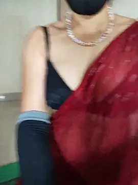Snapshot of renu9dimple chatting on 07-23-26, 04:43 renu9dimple online show from 07-23-26, 04:43