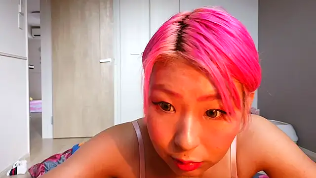 Snapshot of pinkchan0505 chatting on 07-31-26, 07:52 pinkchan0505 online show from 07-31-26, 07:52
