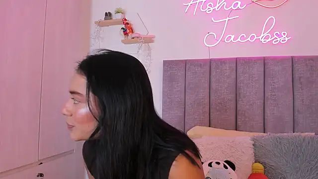 Snapshot of Aishajb_02 chatting on 07-06-26, 05:37 Aishajb 02 online show from 07-06-26, 05:37