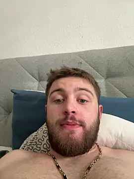 Snapshot of jonnywalker030 chatting on 07-18-26, 04:11 jonnywalker030 online show from 07-18-26, 04:11