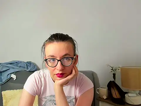 Snapshot of AnnaNatural chatting on 07-01-26, 04:29 AnnaNatural online show from 07-01-26, 04:29