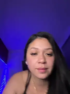 Snapshot of Sarah_miaa chatting on 07-21-26, 01:41 Sarah miaa online show from 07-21-26, 01:41