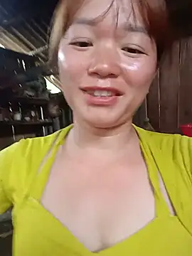 Vivy-1 online show from 06-28-26, 10:43