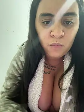 Snapshot of paloma_24 chatting on 07-01-26, 01:40 paloma 24 online show from 07-01-26, 01:40