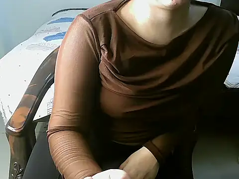 Snapshot of Xo_Manvii chatting on 06-30-26, 07:31 Xo Manvii online show from 06-30-26, 07:31