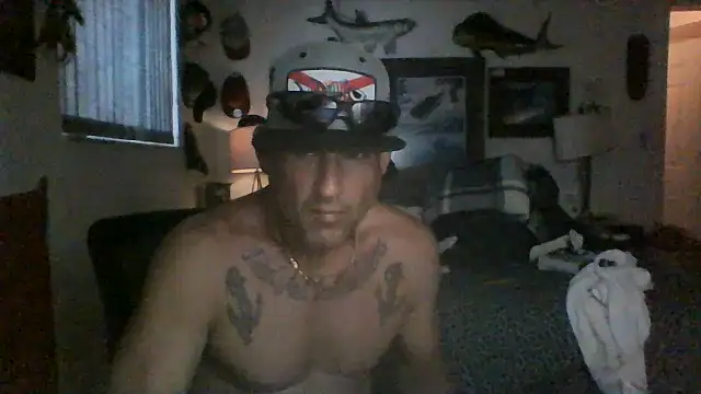 Snapshot of Reelg21 chatting on 07-15-26, 10:59 Reelg21 online show from 07-15-26, 10:59
