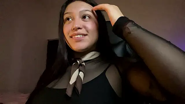 Snapshot of Lilyhotson chatting on 07-21-26, 10:45 Lilyhotson online show from 07-21-26, 10:45