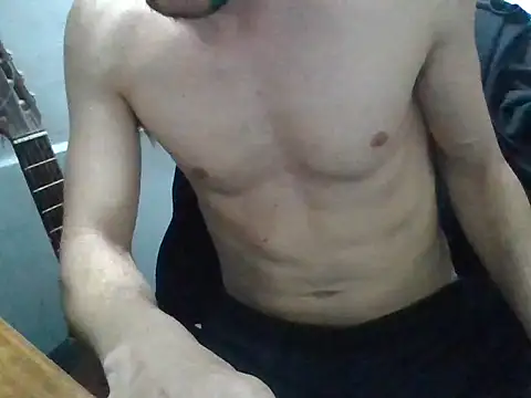 Snapshot of Rosarino35 chatting on 07-21-26, 03:53 Rosarino35 online show from 07-21-26, 03:53