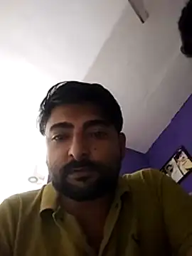 Snapshot of Queen_Raaani chatting on 07-04-26, 10:10 Queen Raaani online show from 07-04-26, 10:10
