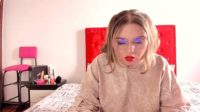 Sofia  bella online show from 07-03-26, 04:57
