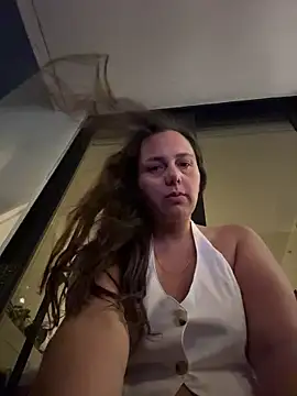 bellag825 online show from 07-14-26, 03:55