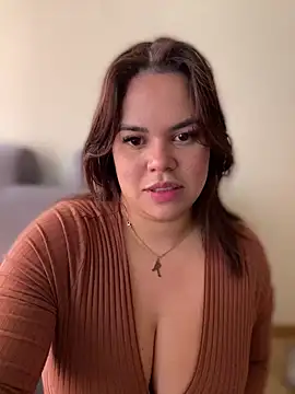 AliceStarshine online show from 03-20-25, 01:15