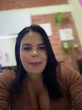 AliceStarshine online show from 02-15-26, 02:30