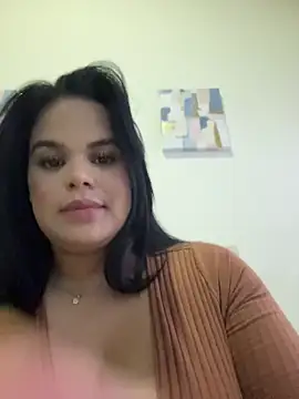 Snapshot of AliceStarshine chatting on 07-19-26, 02:04 AliceStarshine online show from 07-19-26, 02:04