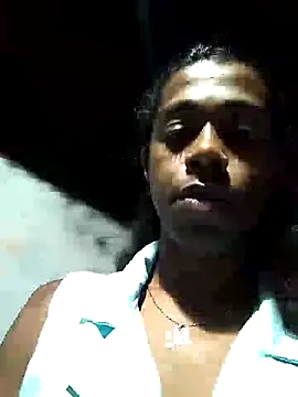 Snapshot of Mahfhecrytal chatting on 07-11-26, 04:26 Mahfhecrytal online show from 07-11-26, 04:26