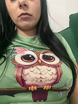 Snapshot of Iasmina01 chatting on 07-05-26, 06:48 Iasmina01 online show from 07-05-26, 06:48
