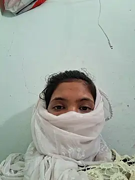 Snapshot of Sexy-pari1 chatting on 07-05-26, 01:34 Sexy-pari1 online show from 07-05-26, 01:34
