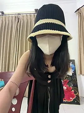Snapshot of xiaoqiaoyy chatting on 07-13-26, 01:36 xiaoqiaoyy online show from 07-13-26, 01:36