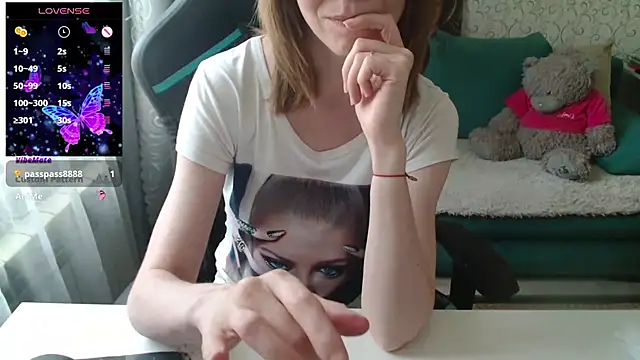 Snapshot of __Alisa__ chatting on 07-20-26, 11:01 Alisa online show from 07-20-26, 11:01