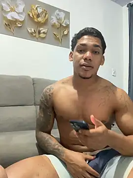 Snapshot of YuriCardosox79 chatting on 07-08-26, 02:27 YuriCardosox79 online show from 07-08-26, 02:27
