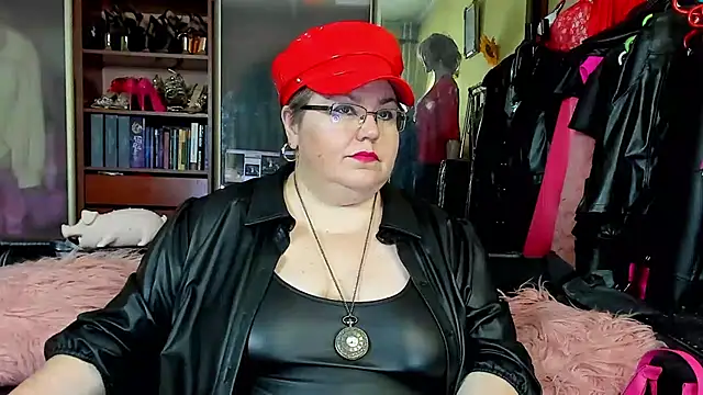 KaryQueen online show from 03-02-25, 06:19