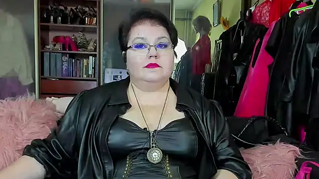 KaryQueen online show from 03-13-25, 03:17