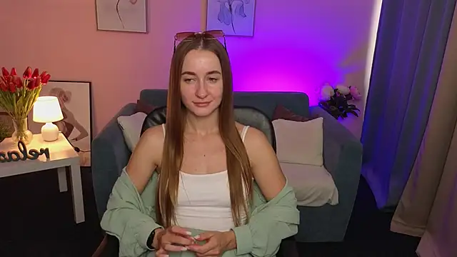 IrisBloomm online show from 07-09-26, 12:31