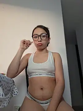 LuluBerry7 online show from 07-15-26, 10:48