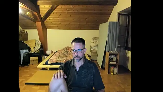 supersquirrel online show from 07-16-26, 11:33