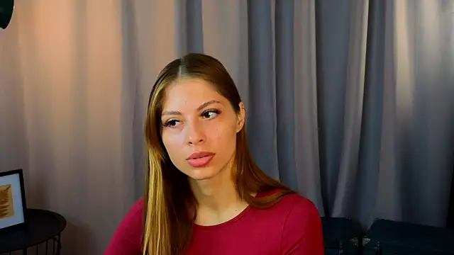 EmiliaLeuze online show from 07-15-26, 03:45