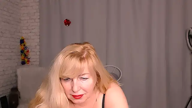 Snapshot of Samantha_Si chatting on 12-29-24, 12:55 Samantha Si online show from 12-29-24, 12:55