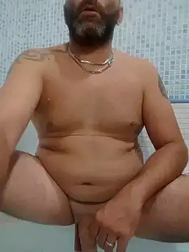 Snapshot of schizzo1 chatting on 07-15-26, 04:45 schizzo1 online show from 07-15-26, 04:45