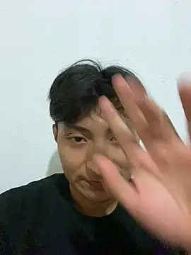Snapshot of HailVega chatting on 07-15-26, 07:24 HailVega online show from 07-15-26, 07:24