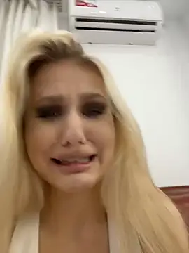 Christina Diamond online show from 07-14-26, 05:07