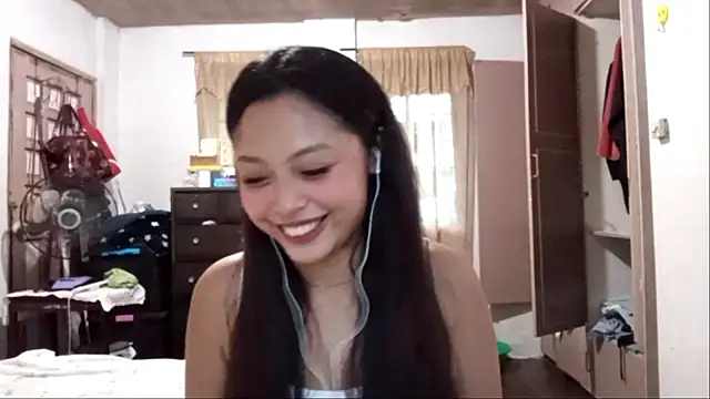 Snapshot of AugustinaRadziewicz chatting on 07-18-26, 10:30 AugustinaRadziewicz online show from 07-18-26, 10:30