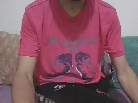 Snapshot of fantasmoni chatting on 06-11-26, 11:47 fantasmoni online show from 06-11-26, 11:47
