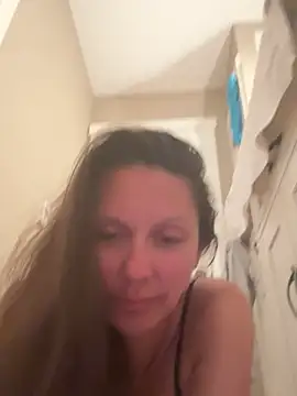 Bella 2323 online show from 07-17-26, 04:41