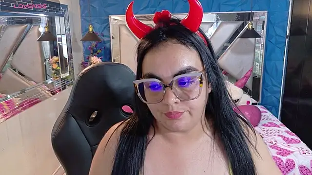 megan glenda online show from 07-22-26, 09:06