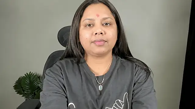 Snapshot of Aliya_datt chatting on 07-17-26, 08:35 Aliya datt online show from 07-17-26, 08:35