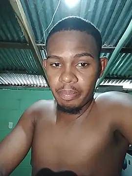 Snapshot of luis_LK chatting on 07-18-26, 10:35 luis LK online show from 07-18-26, 10:35