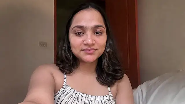 Snapshot of Katrinakaif85 chatting on 07-18-26, 08:51 Katrinakaif85 online show from 07-18-26, 08:51