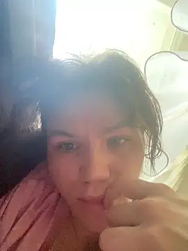 Snapshot of helly_dan chatting on 07-18-26, 03:38 helly dan online show from 07-18-26, 03:38