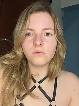 heyitskiara online show from 07-21-26, 07:38