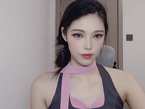 Snapshot of MOMO-066 chatting on 07-31-26, 12:04 MOMO-066 online show from 07-31-26, 12:04