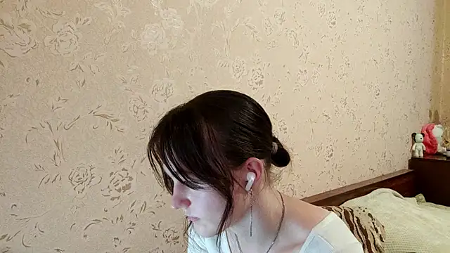 ShanPietig online show from 07-28-26, 04:39