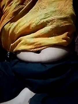 Snapshot of Bangla_girl chatting on 07-25-26, 05:43 Bangla girl online show from 07-25-26, 05:43